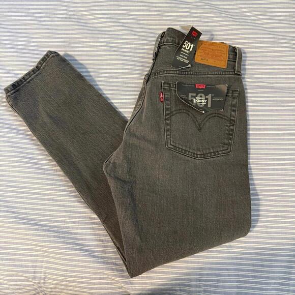 Levi’s 501 Skinny Jeans - Picture 4 of 4